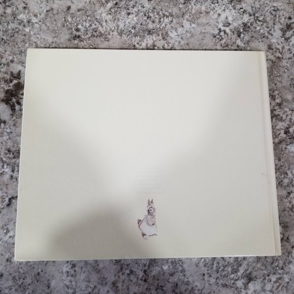 The Tale of Peter Rabbit Picture Book Beatrix Potter - Picture 2 of 5